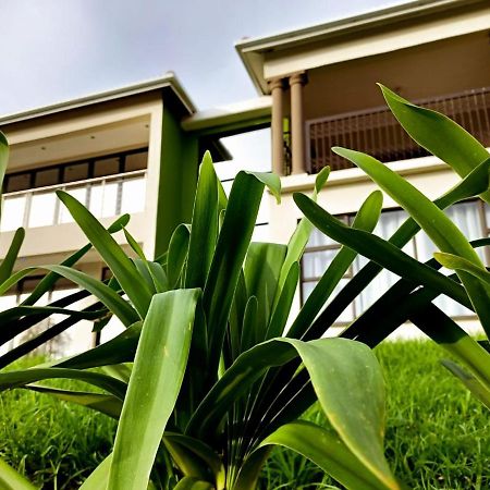 Uzuri Lifestyle Villa Port Saint John's Ngoại thất bức ảnh
