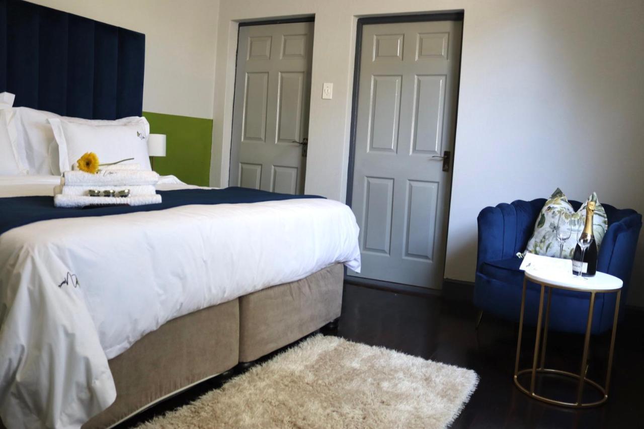 Uzuri Lifestyle Villa Port Saint John's Ngoại thất bức ảnh