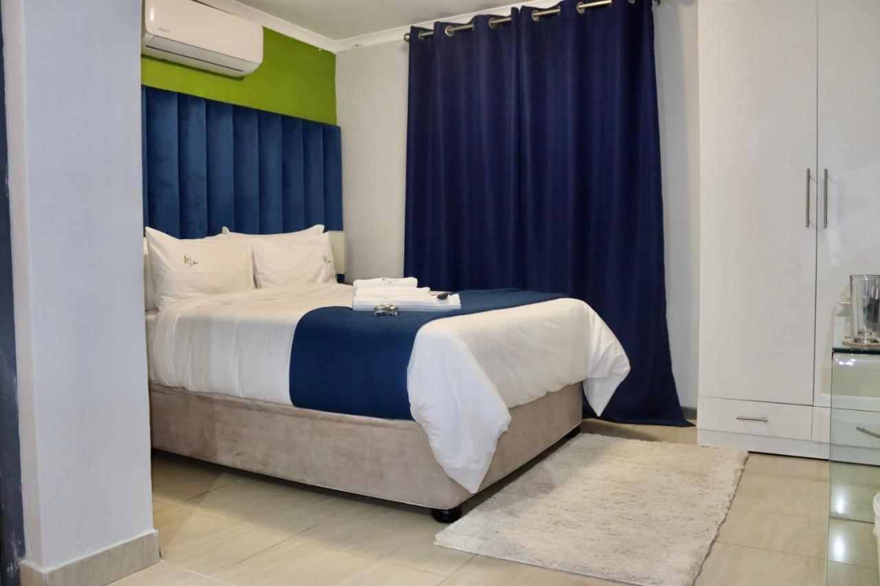 Uzuri Lifestyle Villa Port Saint John's Ngoại thất bức ảnh