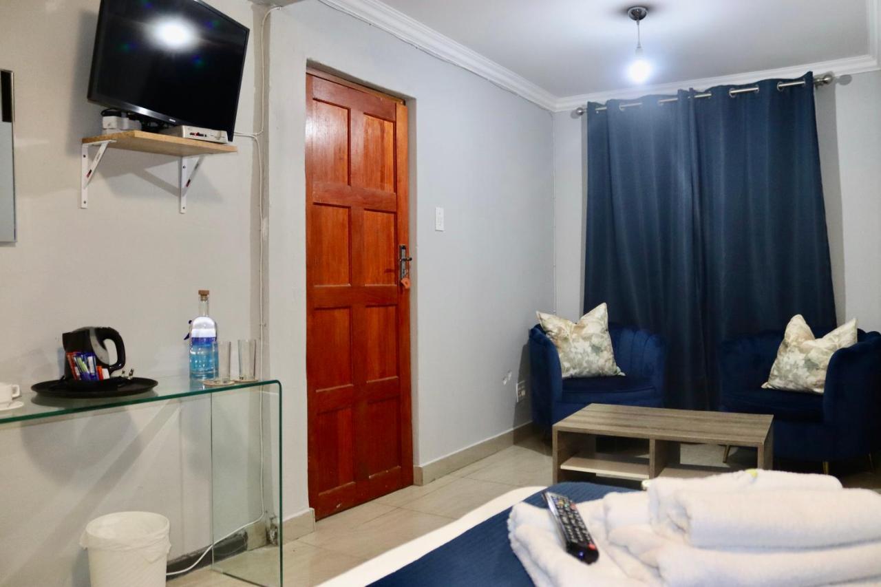 Uzuri Lifestyle Villa Port Saint John's Ngoại thất bức ảnh